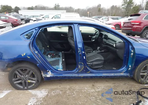 2021 Kia Forte Gt-Line из США, поврежденный, VIN 3KPF34AD3ME423923